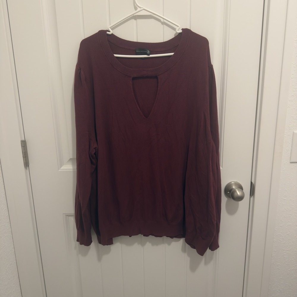 Ryan Wythe Women's Dark‎ Maroon Sweater Size 4X Notch Out